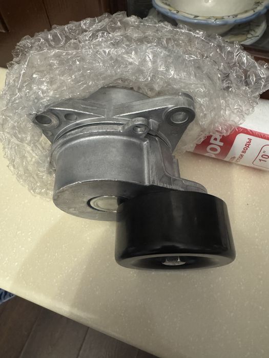 Ролик натяжитель Patrol y62 оригинал