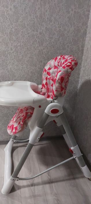 Продам стульчик для кормления