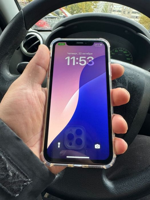 Продам Iphone Xr