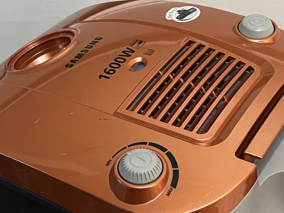 Пылесос Samsung SC4142