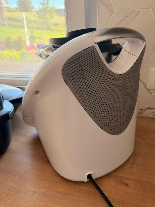 Thermomix TM6 + Thermomix Cutter pentru TM6/TM5 | Complet Echipat | Stare Foarte Bună