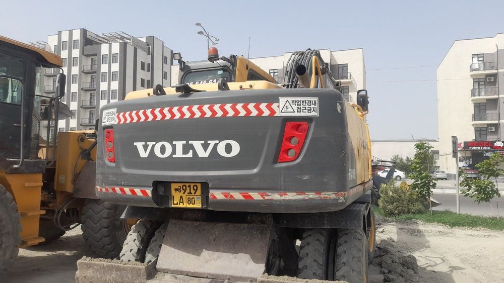 Volvo EW145B yili 2011 yil xolati yaxshi