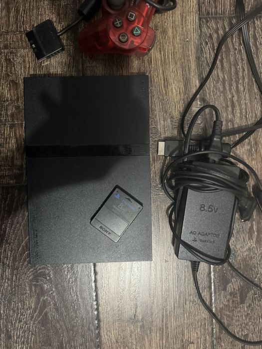 Consola PlayStation2 + controller rosu rar