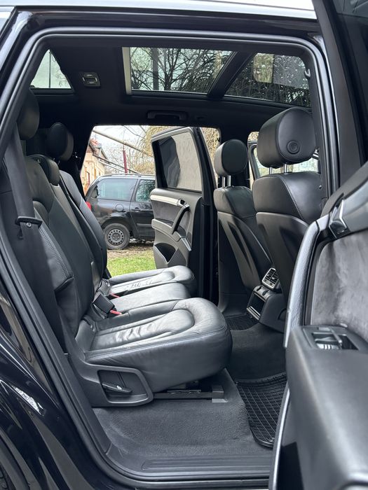 Audi Q7 2010 S-Line Plus 3.0 TDI Quattro Panoramic 3X S-Line Full LED