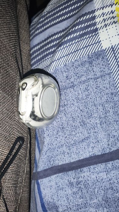 Есть гарантия, 1 месяц