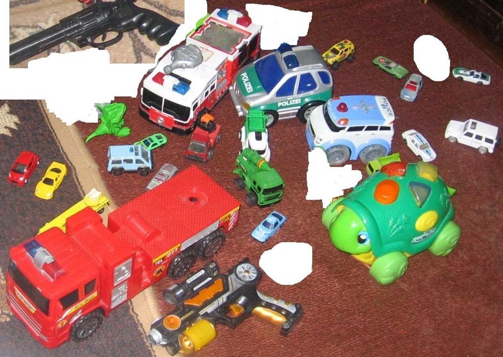 Голям лот, колекция от играчки колички и фигурки и др., колекционерски