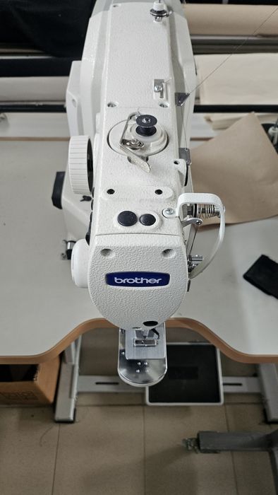 Masina de cusut cheita BROTHER KE-430FX