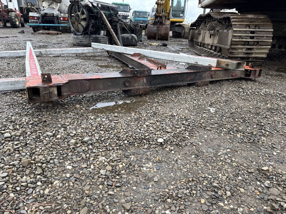 Racoante camion lemne