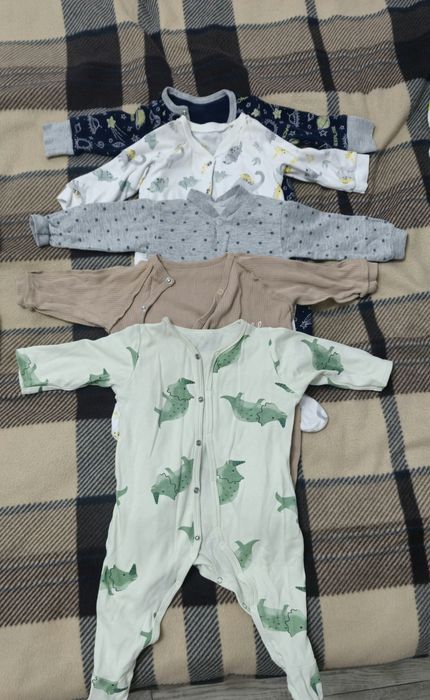 Продам пакет вещей