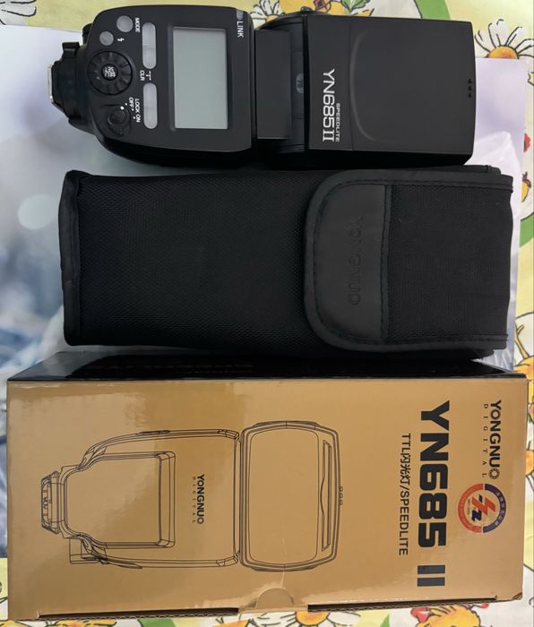 Вспышка и синхронизатор