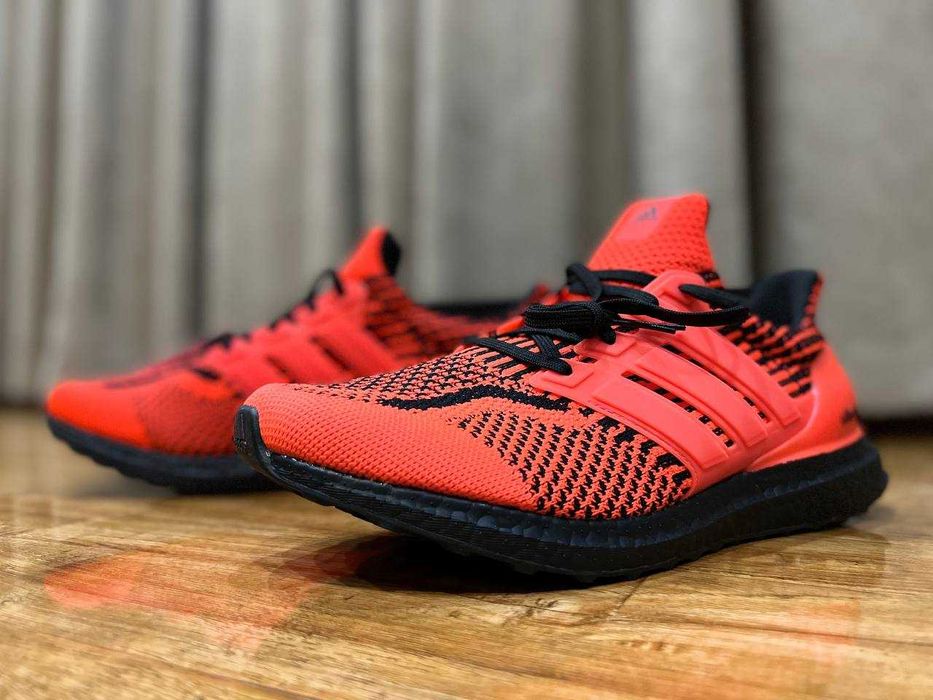Adidas Ultraboost DNA 5.0 беговые кроссовки РАЗМЕР 43, 44