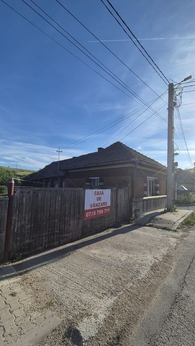 Casa de vanzare !