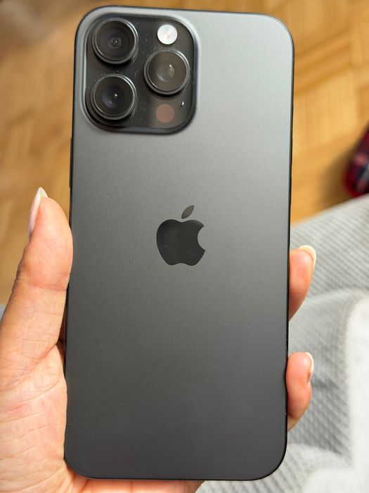 Vand Iphone 16 PRO MAX + husa