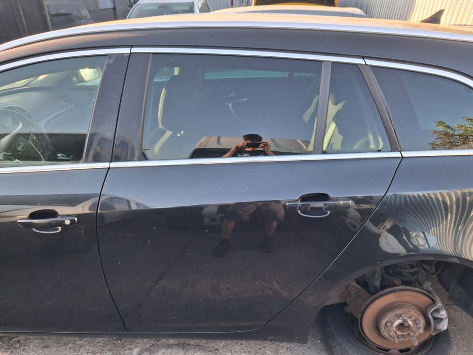 Usa stanga spate Opel Insignia A Combi 2008 - 2013