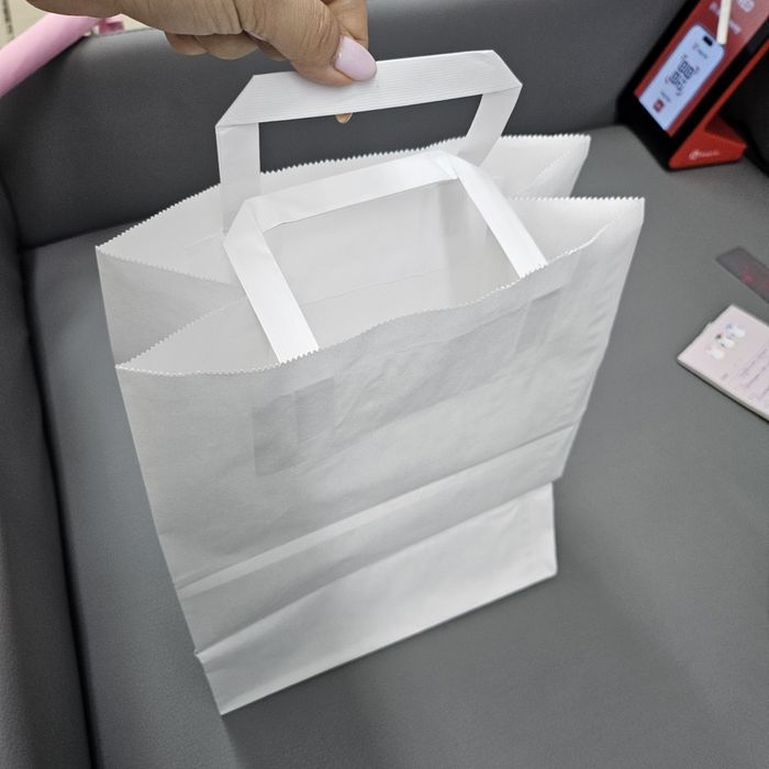 Пакет бумажный белый