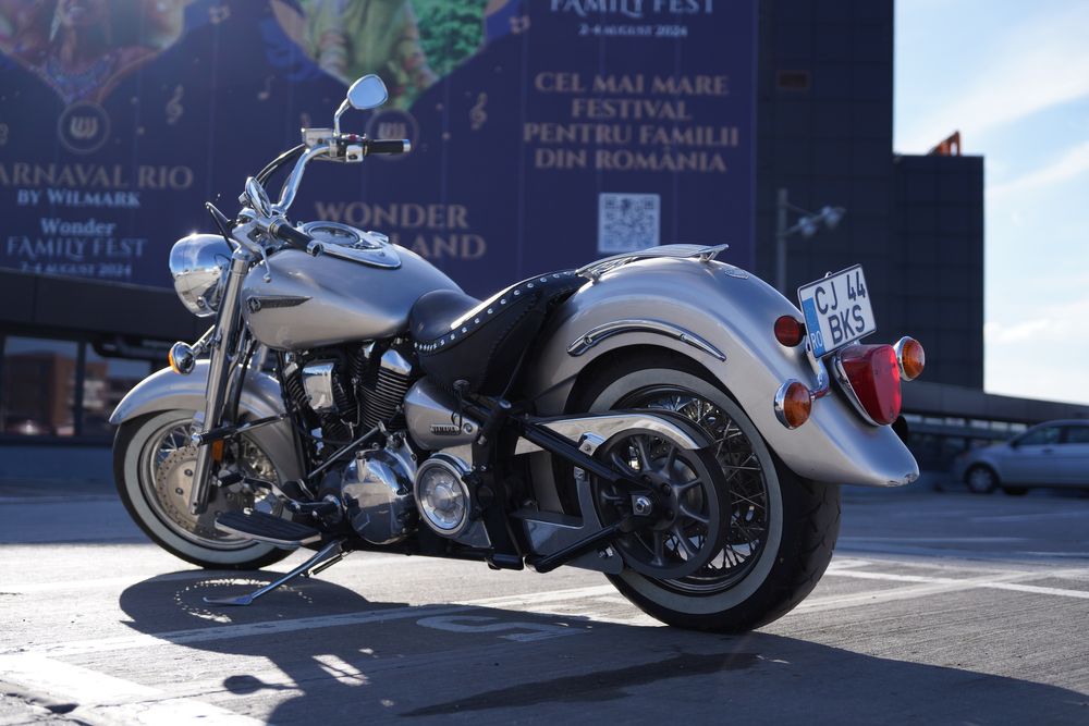 Yamaha road star 1600 editie limitata schimb cu intruder 1800