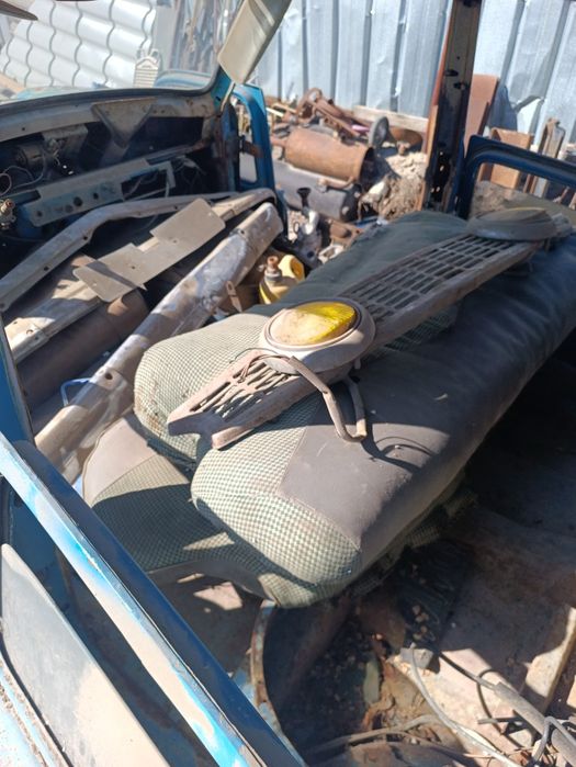 Москвич уневерсал на запчасти 402-403