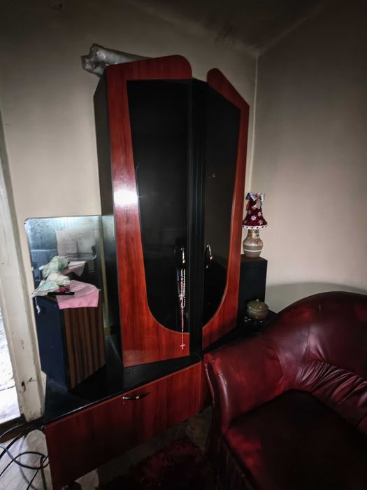 Vand canapea , fotolii , mobila