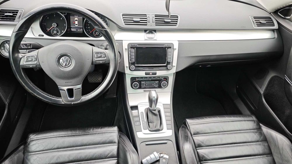 Volkswagen Passat 7 XENON/EXECUTIVE/Кожа/Автоматик/DSG/NAV/DVD/KAM