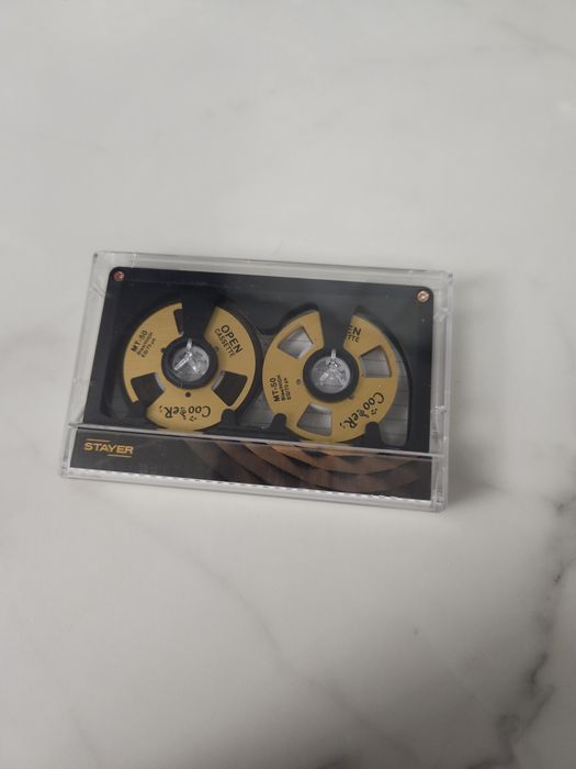 Casete audio cu protecție de aluminiu