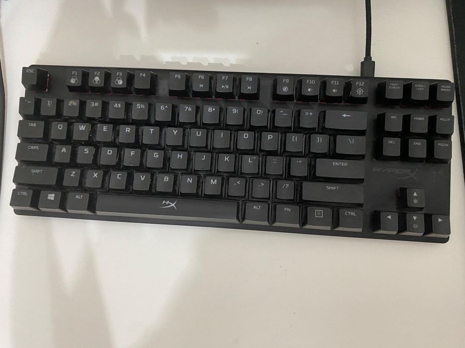 Компьютер сатылады