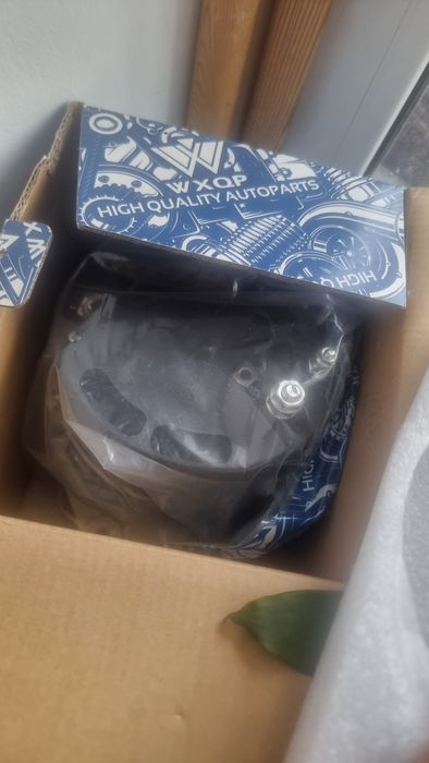 Срочно продам генератор  новый