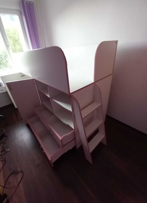 Детско легло със стълба