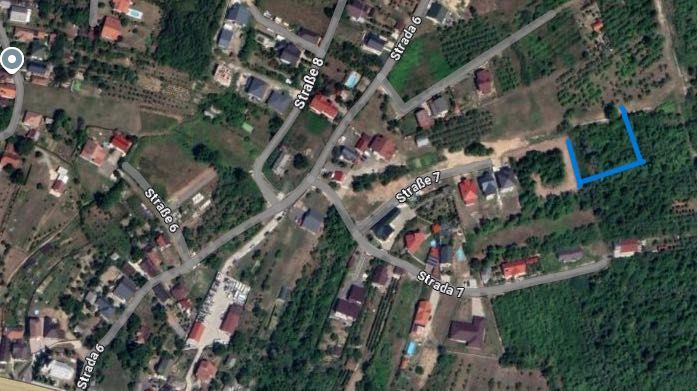 Vând teren Str.7, 2100 mp Tautii-Magheraus