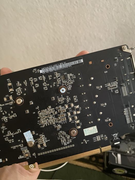 Видеокарта 1050ti