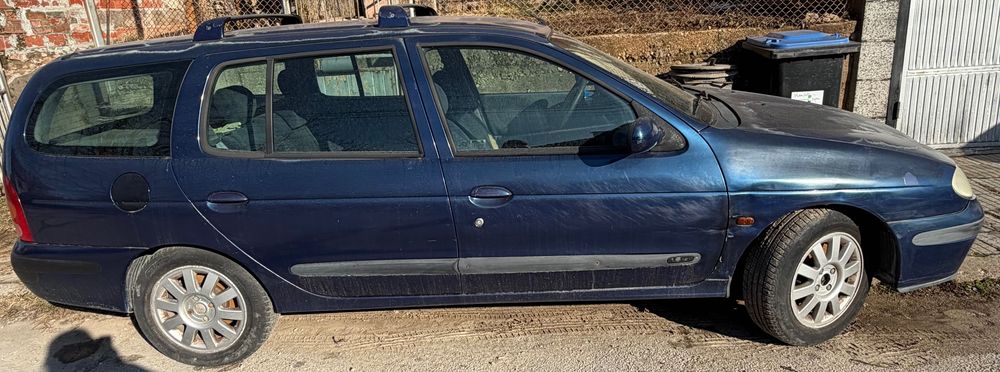 Автомобил - Рено Меган