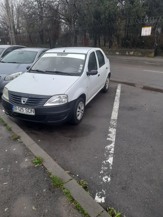 Bună seara vând un Logan