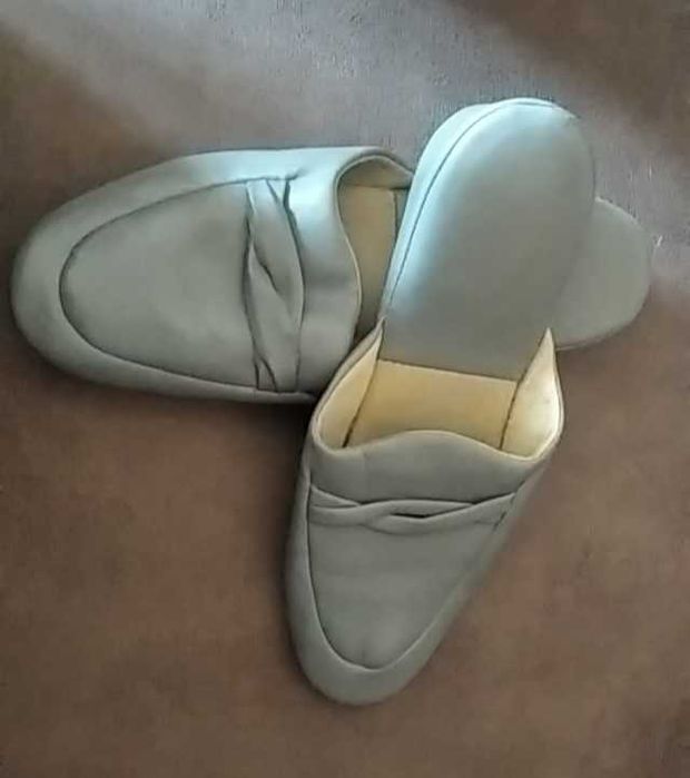 Продам новые домашние тапочки