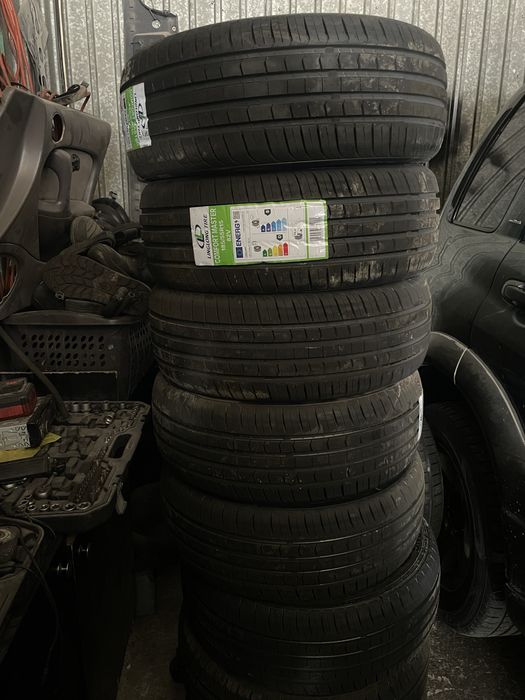 Балон шина летни