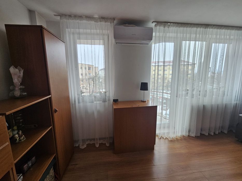 Persoana fizica dau apartament cu o camera in chirie