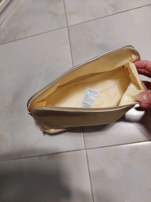 Дамски козметичен несесер. НОВ