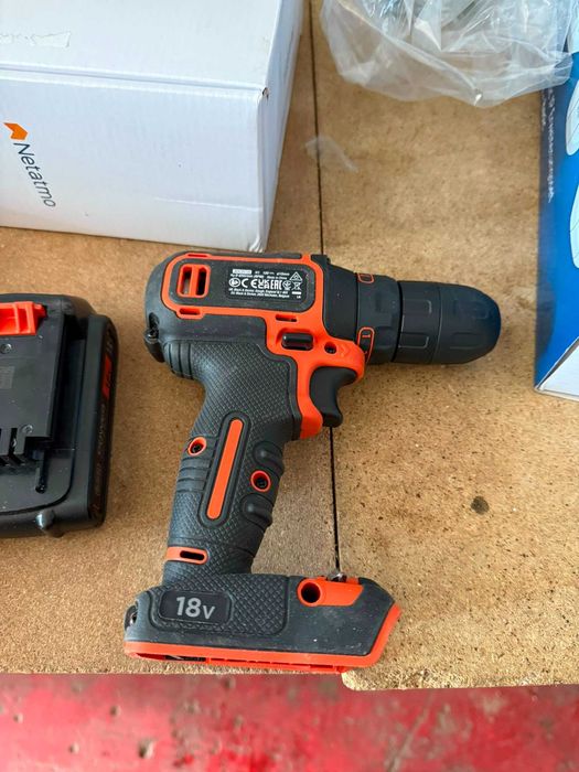 Mașină de găurit / înșurubat BLACK+DECKER 18V BDCDC18BAFC-QW