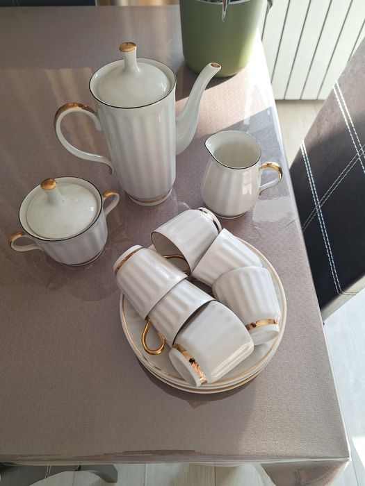 Продам чайно кофейный сервиз