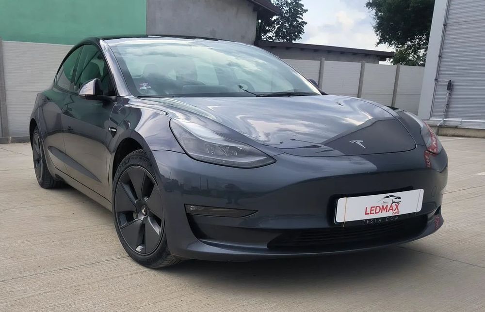 Tesla Model 3 Tesla Model 3 Long Range Dual Motor AWD – 2021 | TVA deductibil