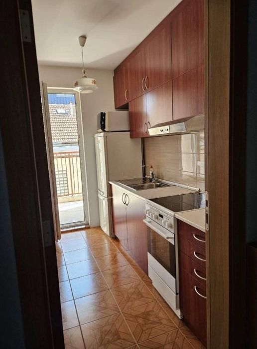 Дава се под наем Двустаен апартамент в София, Гео Милев - 55 кв.м за 550 € - Снимка #2