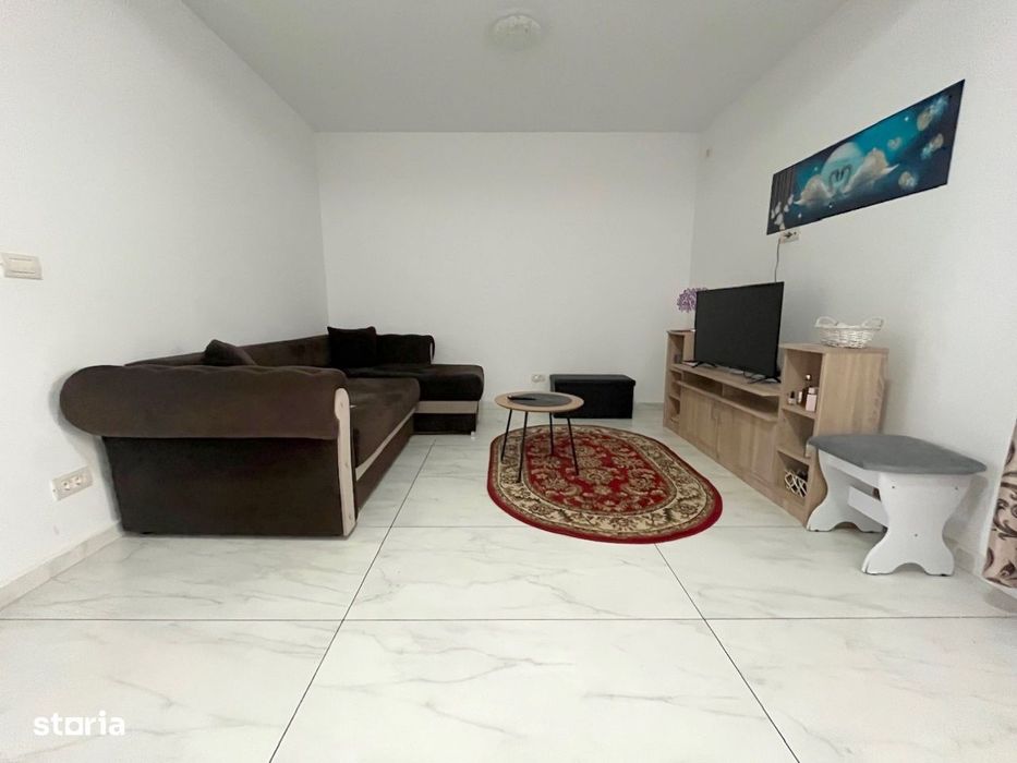 3 camere, curte proprie și Comision 0% – Casă înșiruită în Giroc