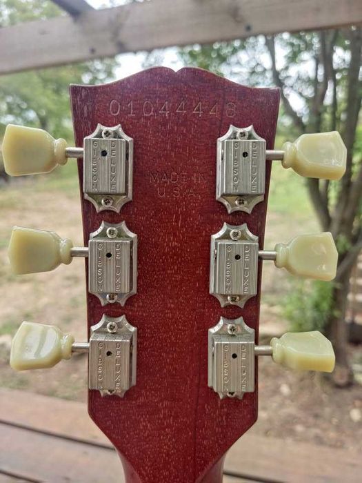 Gibson SG Special Worn Cherry 2004 Limited Edition с калъф