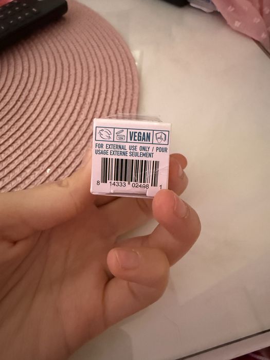 ОРИГИНАЛНА основа за грим на Milk