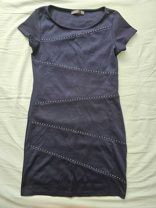 Rochie dreapta, material grosut, marime M, Kotton
