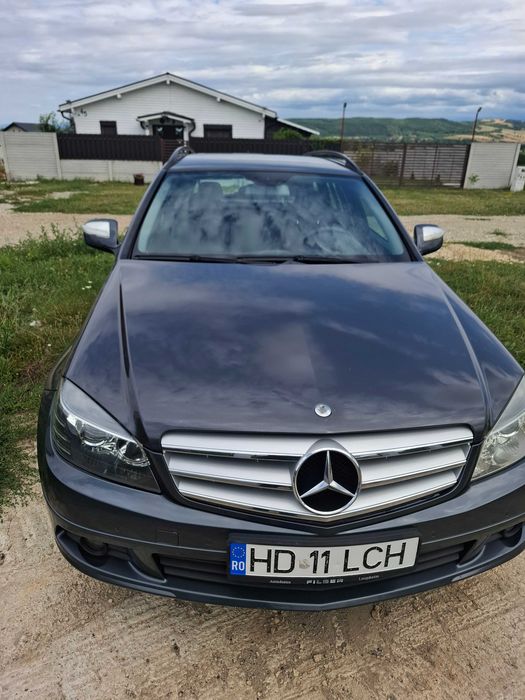 Vand autoturism Mercedes Benz model C220CDI