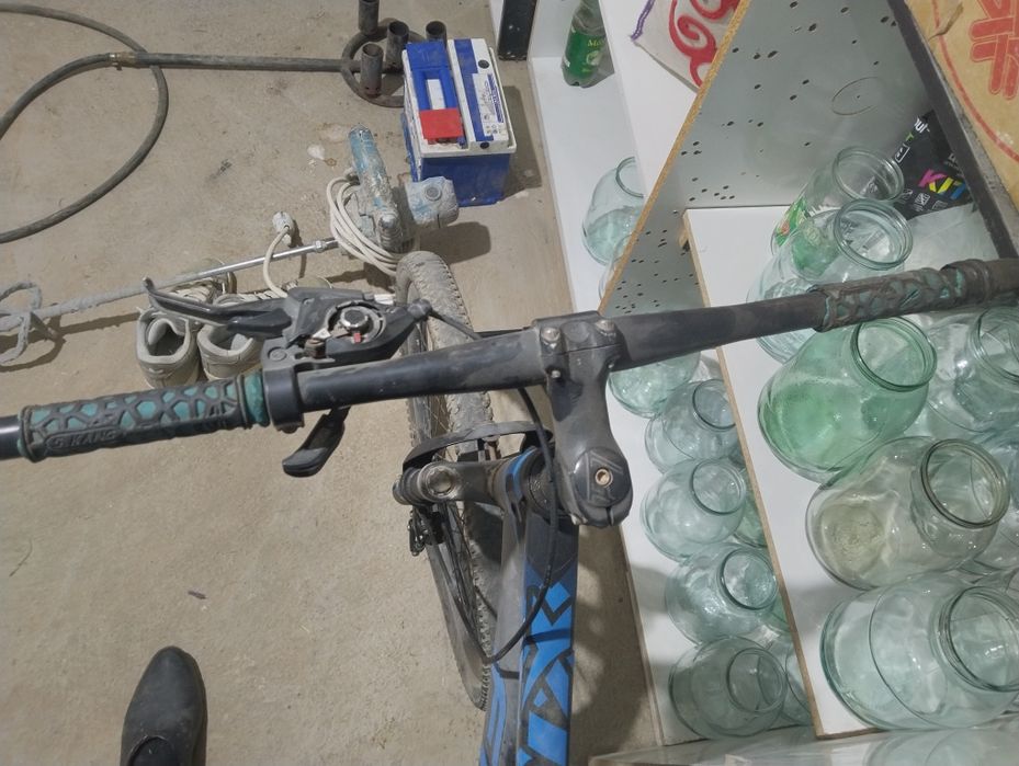 старый спортивный велосипед