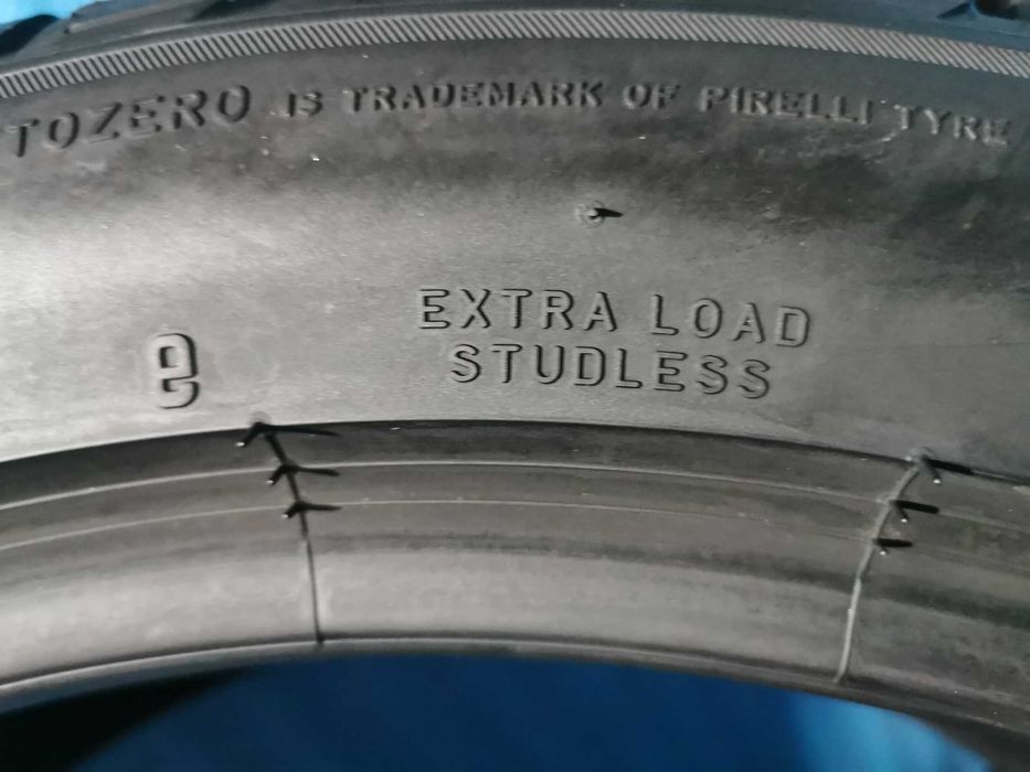 245/45 R19 - pirelli runflat m+s 4 bucati