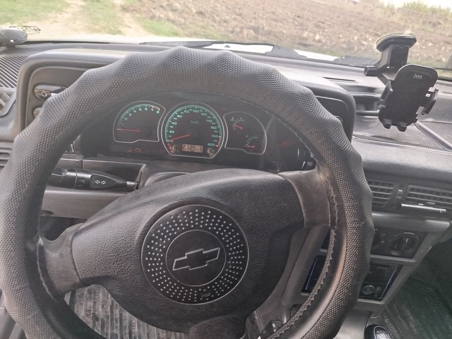 45millyon kilishadigan joyi bor