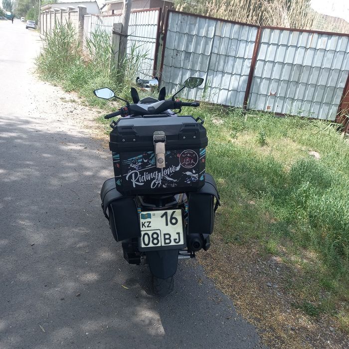 Продам скутер N max