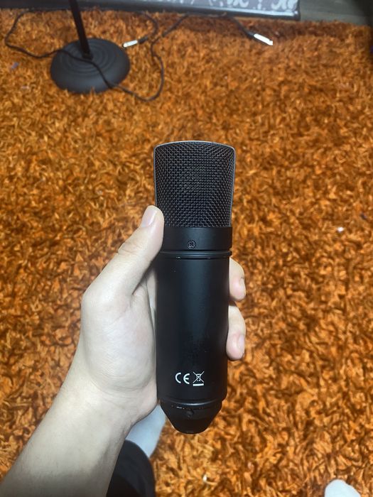 Микрофон M-Audio Nova Black