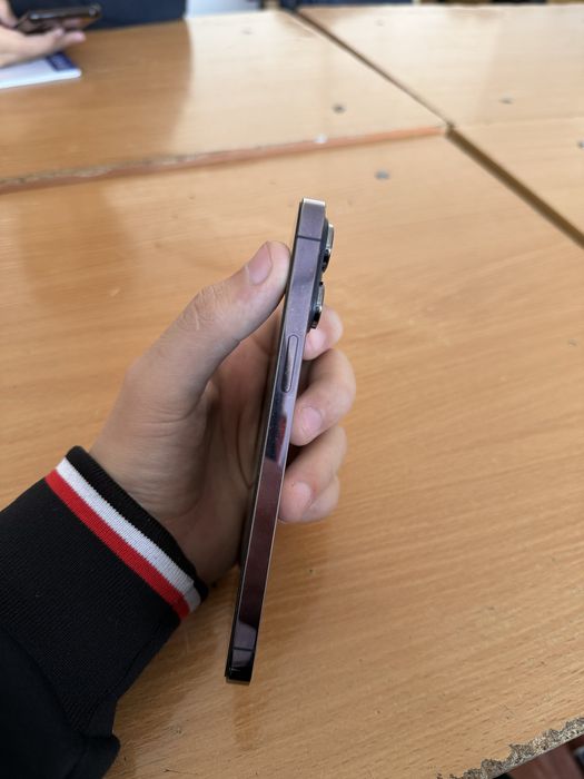 Обмен на айфон 15 про или промакс с моей доплатой